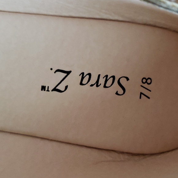 NEW Sara Z  Cream Color Shoes - Picture 6 of 8